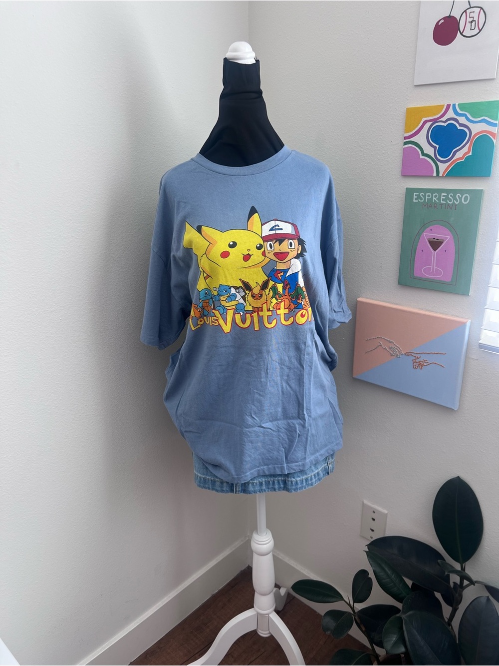 Mega Yacht Pokémon Pikachu Ash Anime Tee – Size XL